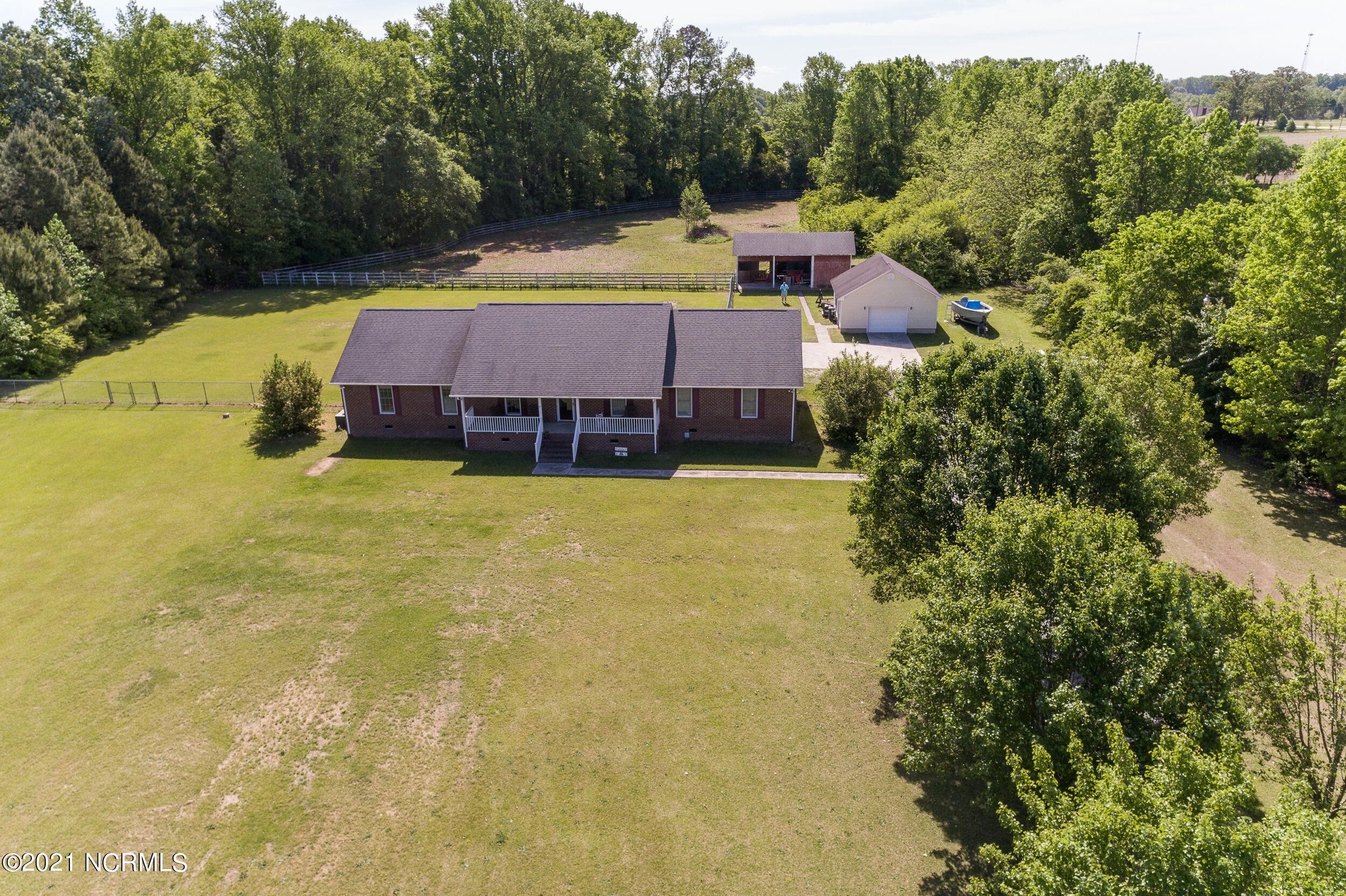 4354 Barrett Road Farmville, NC 27828 - Photo 24 of 50 4354_Barrett-39