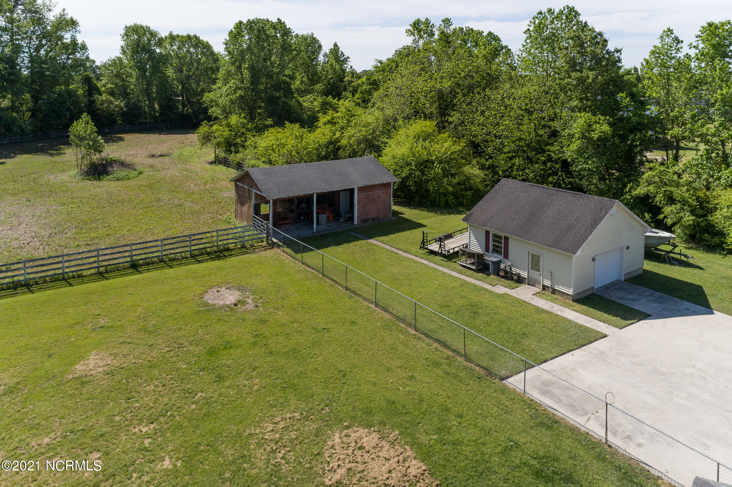 4354 Barrett Road Farmville, NC 27828 - Photo 27 of 50 4354_Barrett-45
