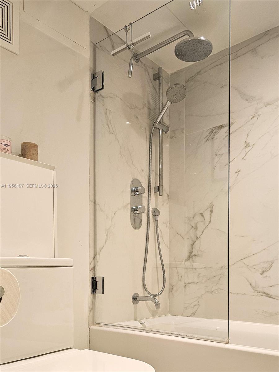 2333 Brickell Avenue, Unit 1507 Miami, FL 33129 - Photo 24 of 25