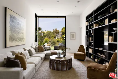 $4,725,000 | 2419 El Contento Drive, Los Angeles, CA 90068