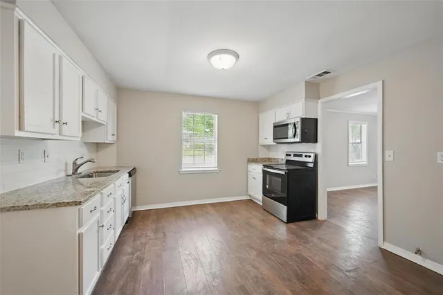 $1,525 | 2906 West Parnell Street, Denison, TX 75020