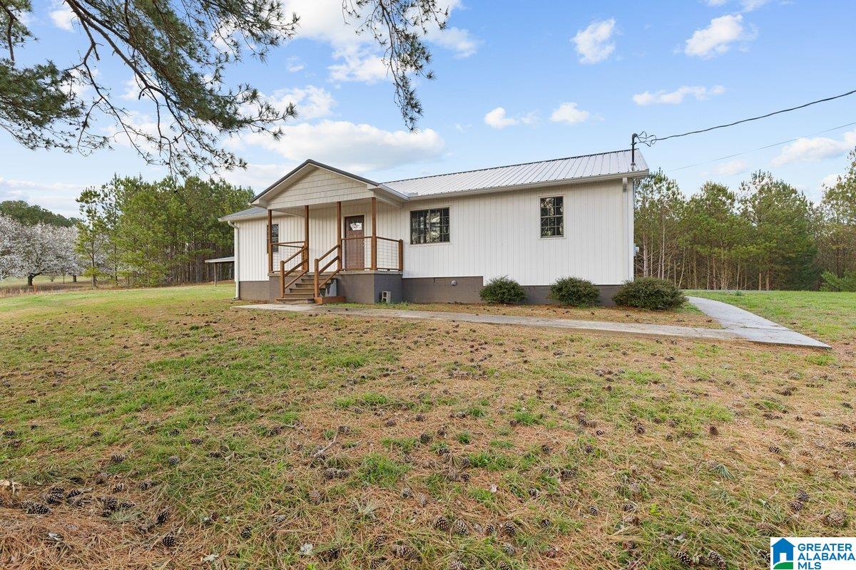 407 Wilson Chapel Road Oneonta, AL 35121 - Photo 5 of 37