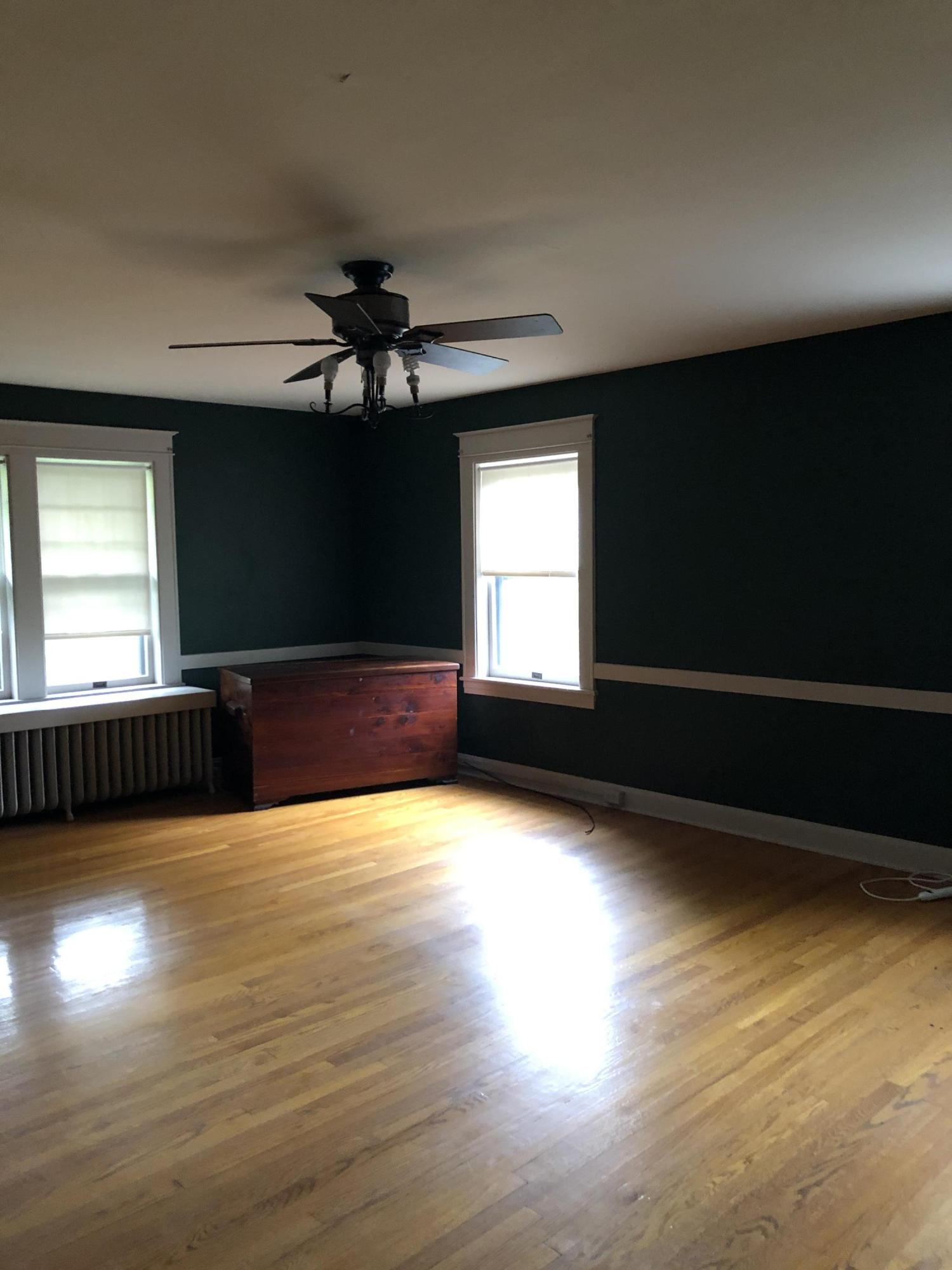 1856 Grandin Road Southwest Roanoke, VA 24015 - Photo 12 of 21 IMG_2557