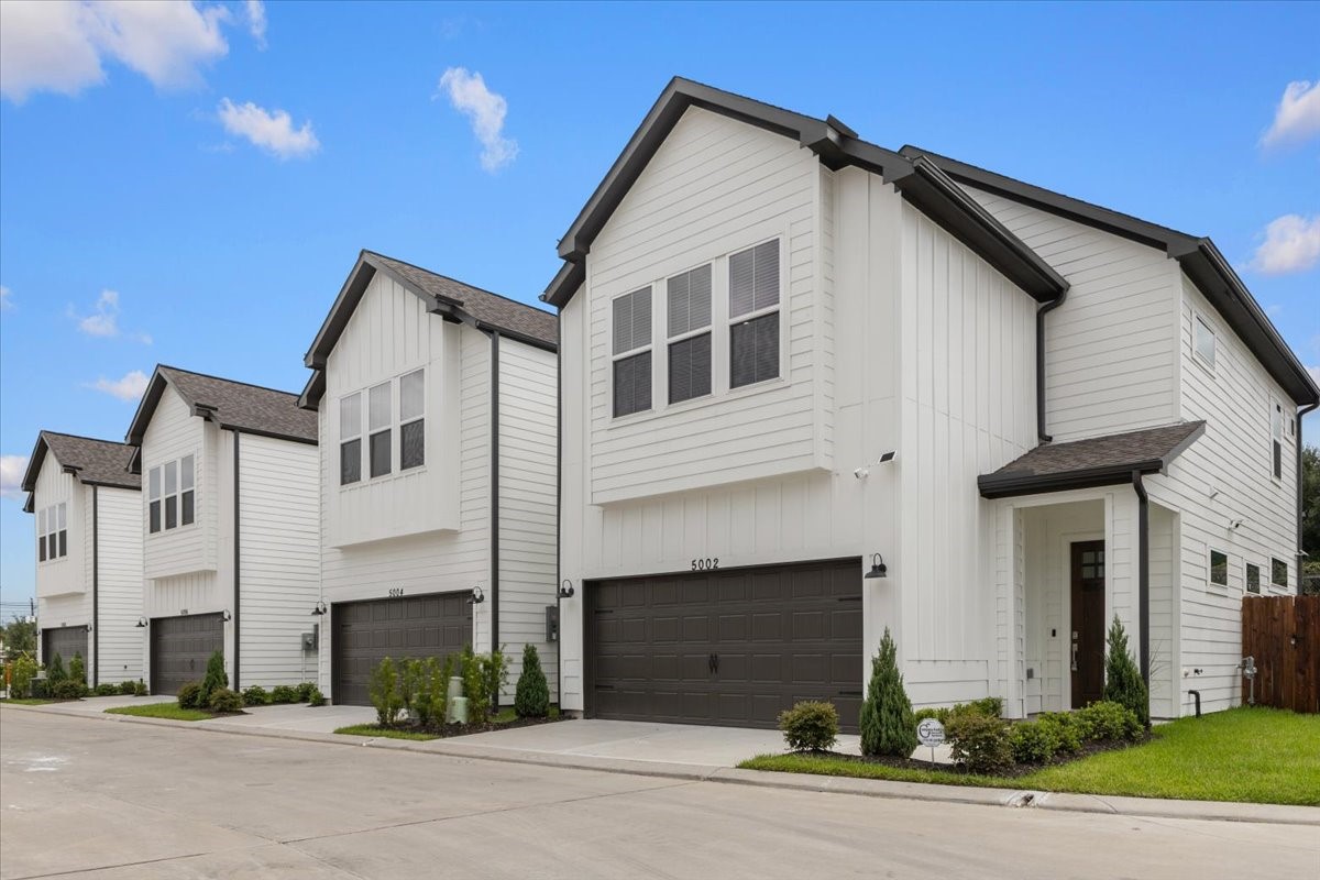 5010 Elizabeth City Street Houston, TX 77021 - Photo 1 of 20