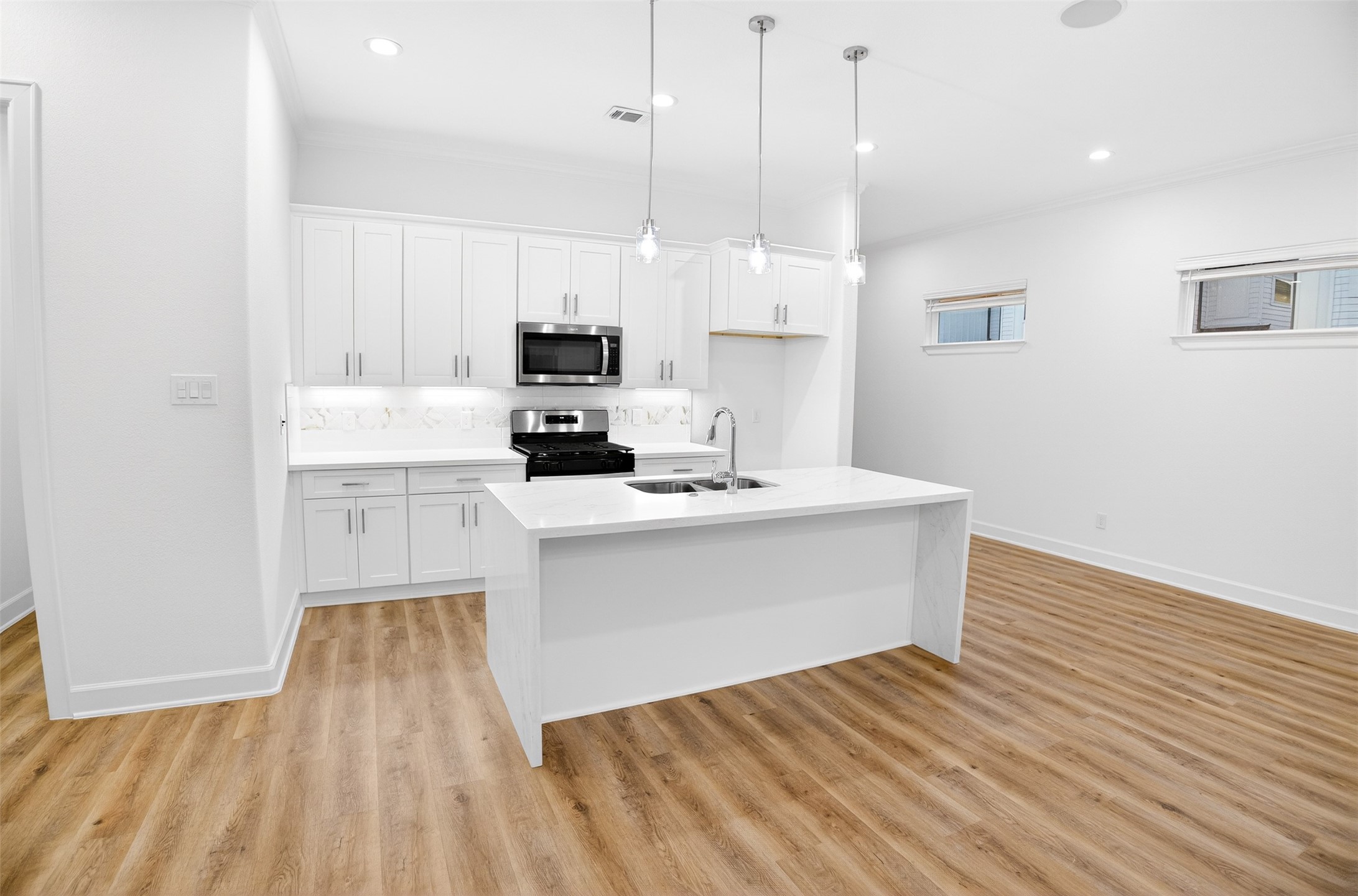 5010 Elizabeth City Street Houston, TX 77021 - Photo 3 of 20