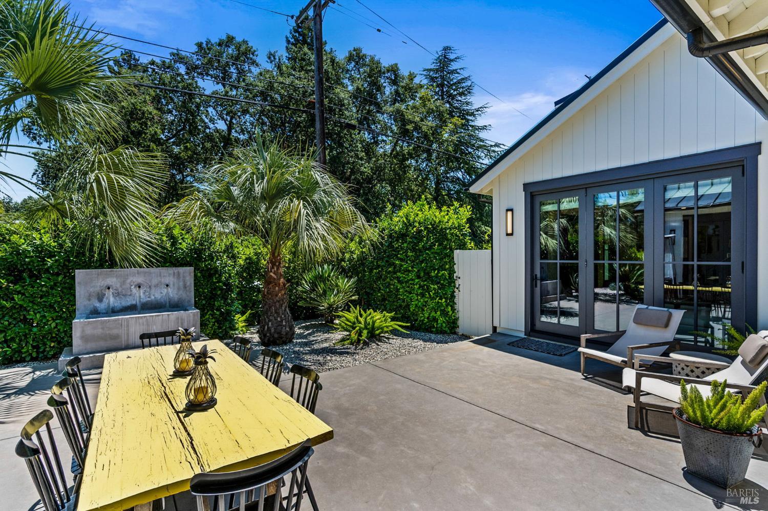 1814 Spring Street St. Helena, CA 94574 - Photo 85 of 88