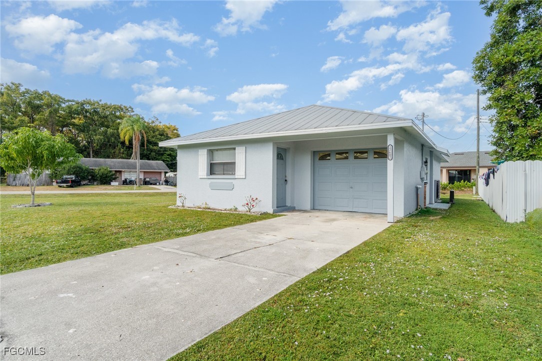 12602 Fourth Street Fort Myers, FL 33905 - Photo 3 of 37