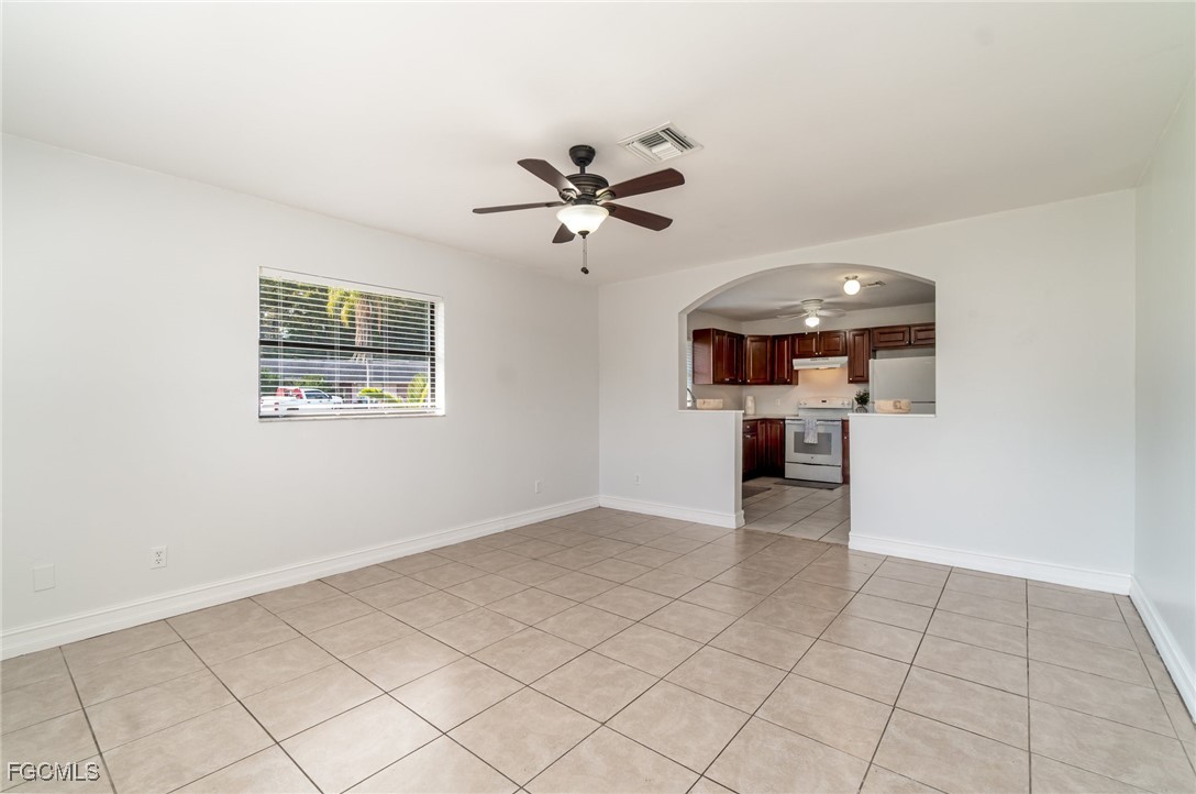 12602 Fourth Street Fort Myers, FL 33905 - Photo 7 of 37