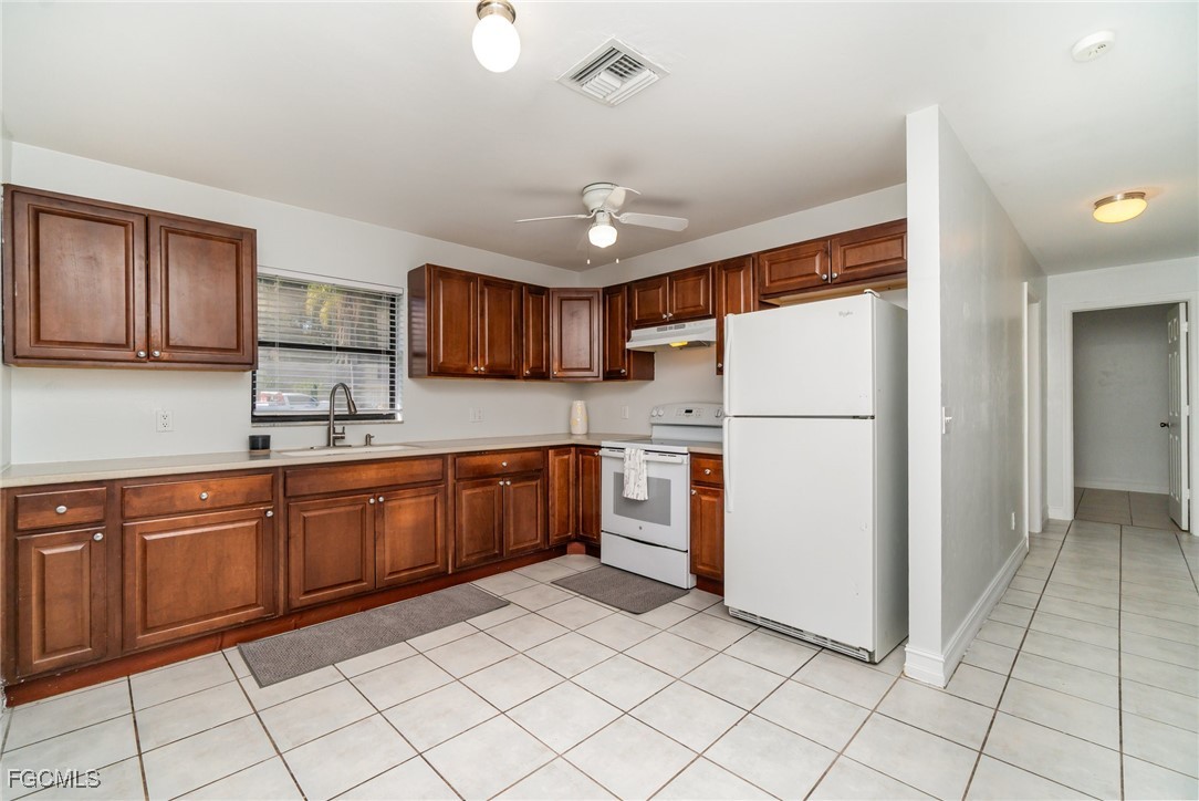 12602 Fourth Street Fort Myers, FL 33905 - Photo 10 of 37