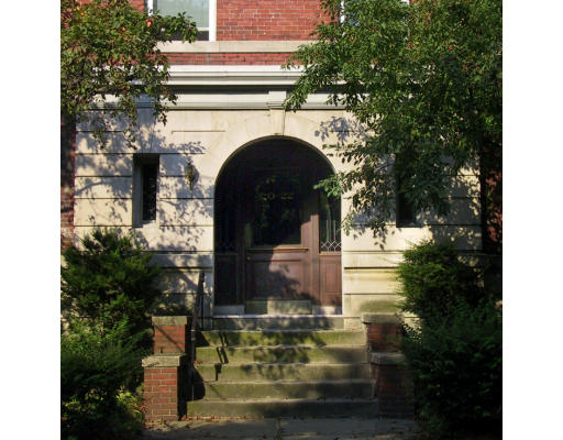 20 Parkway Road, Unit 3 20 Brookline, MA 02445 - Photo 1 of 4 Gallery Image 1