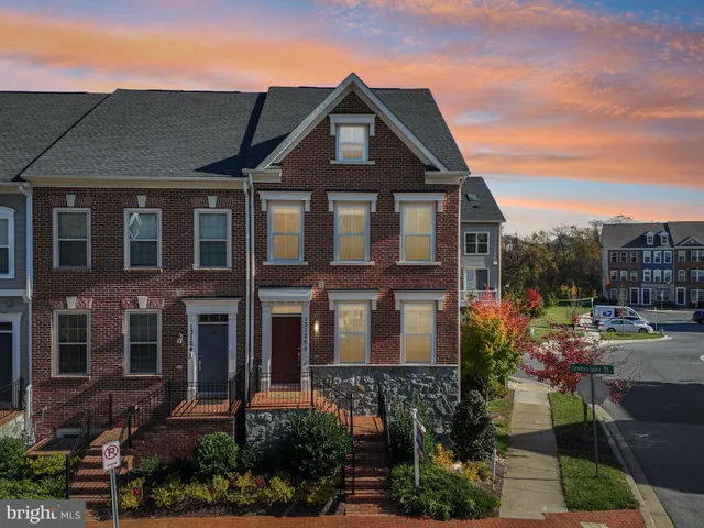 $685,000 | 13126 Clarksburg Square Road, Clarksburg, MD 20871