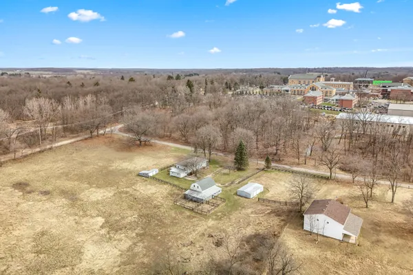 $699,000 | 104 McClellan Street, Hillsdale, MI 49242