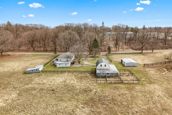 $699,000 | 104 McClellan Street, Hillsdale, MI 49242