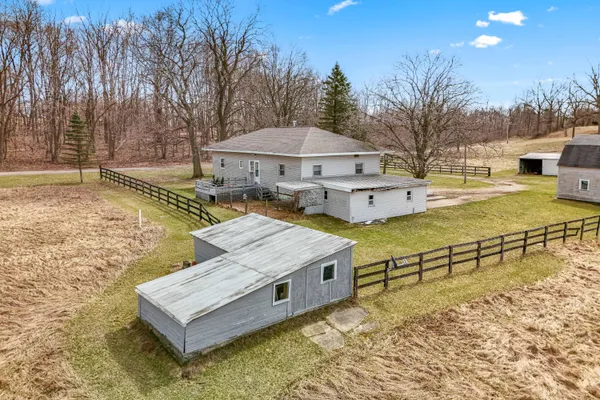 $699,000 | 104 McClellan Street, Hillsdale, MI 49242