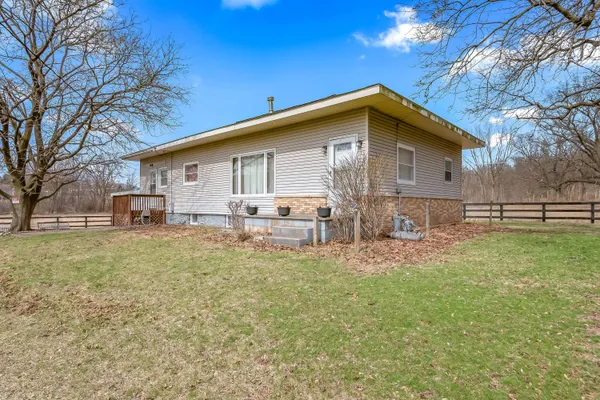 $699,000 | 104 McClellan Street, Hillsdale, MI 49242