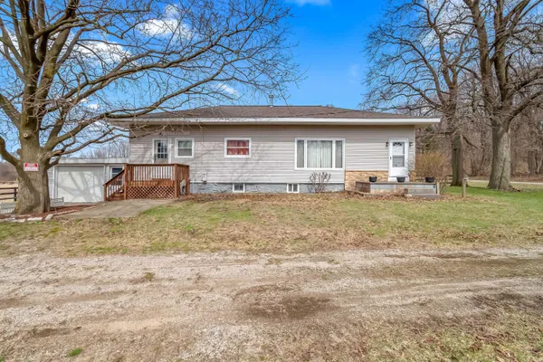 $699,000 | 104 McClellan Street, Hillsdale, MI 49242