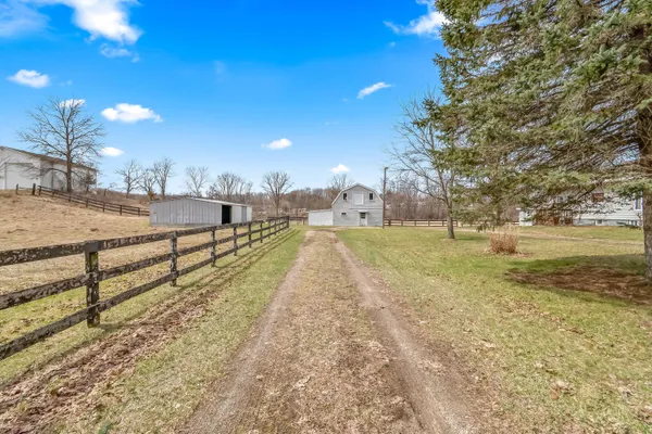 $699,000 | 104 McClellan Street, Hillsdale, MI 49242