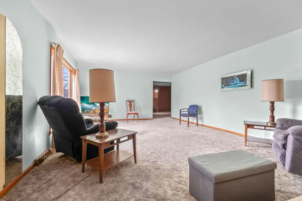 $699,000 | 104 McClellan Street, Hillsdale, MI 49242