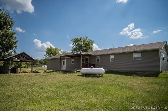 $284,900 | 18 Chippewa Drive, Eldon, MO 65026