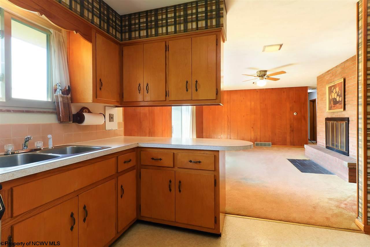 1010 Rainbow Road Bridgeport, WV 26330 - Photo 11 of 20 Gallery Image 11