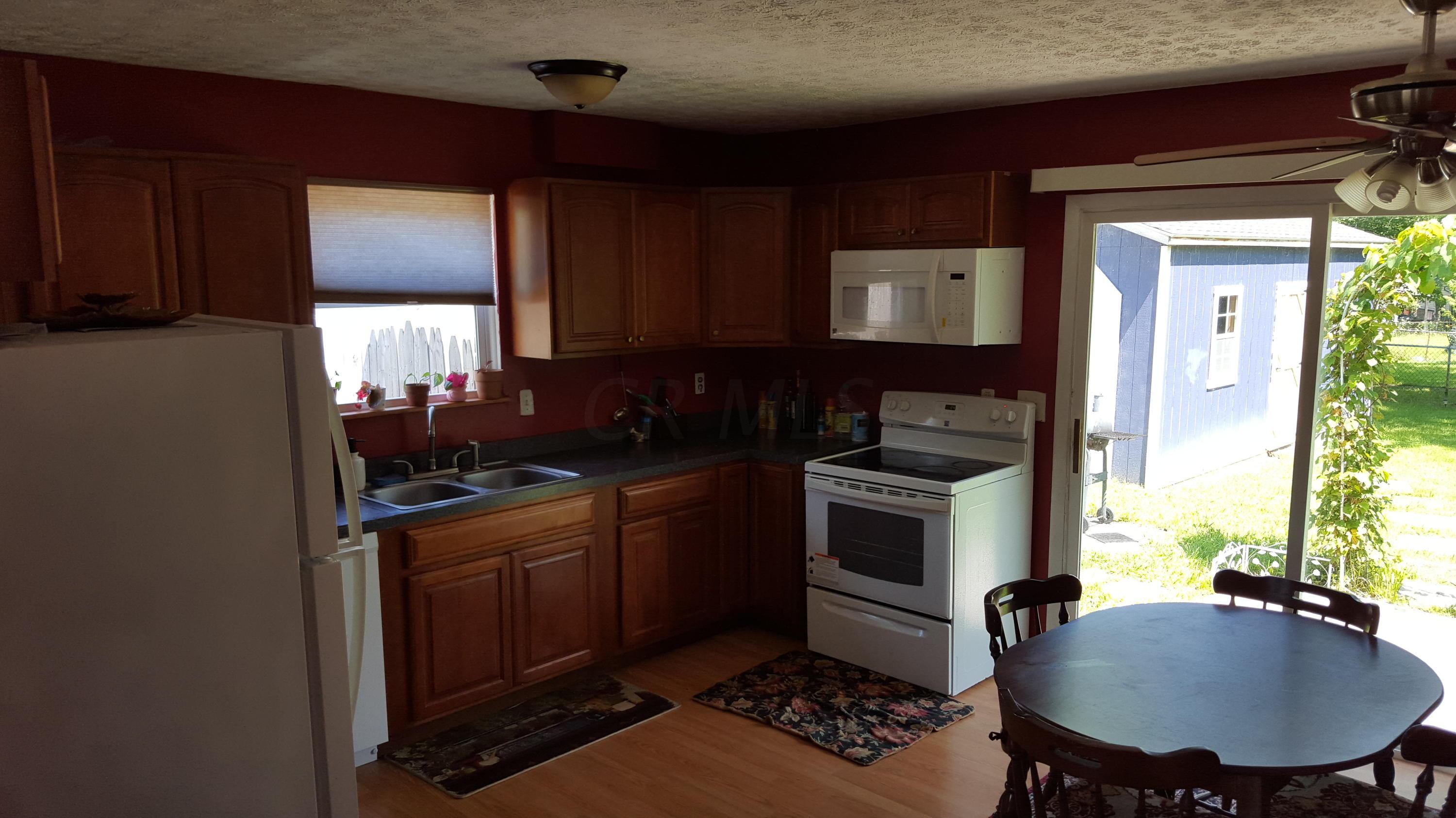 2984 Rivercliff Road Columbus, OH 43223 - Photo 11 of 30 Gallery Image 11