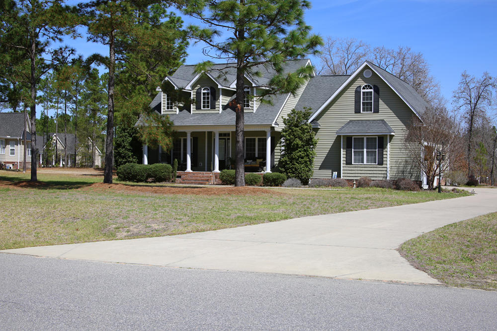 109 Dublin Court Rockingham, NC 28379 - Photo 2 of 32 4