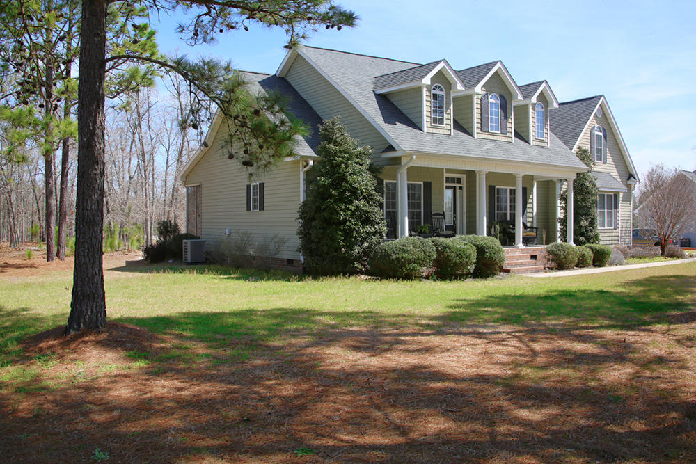 109 Dublin Court Rockingham, NC 28379 - Photo 3 of 32 1