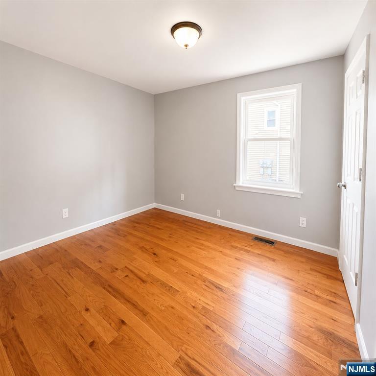 13 Talbot Street, Unit 1 Montclair, NJ 07042 - Photo 7 of 9