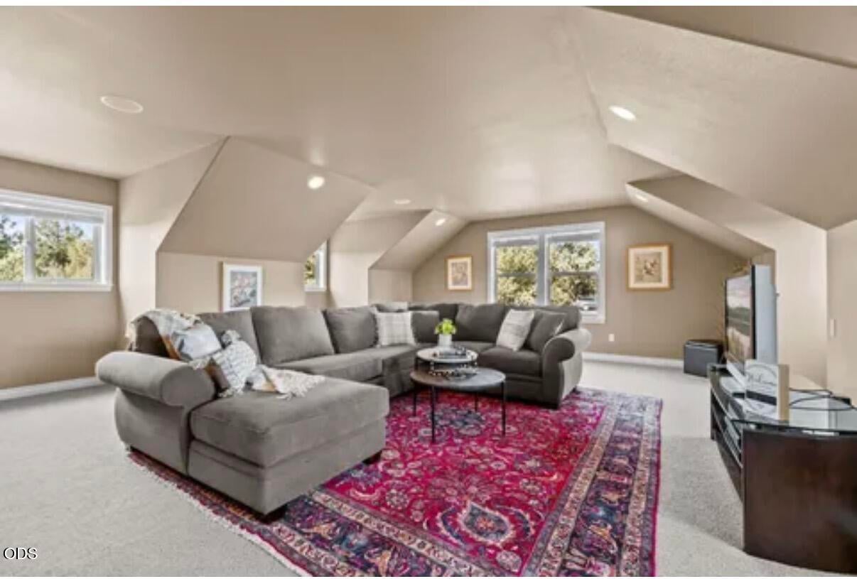 17665 Mountain View Road Sisters, OR 97759 - Photo 7 of 18 Gallery Image 7