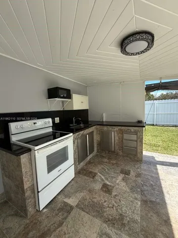 $4,000 | 19020 Southwest 91st Avenue, Cutler Bay, FL 33157