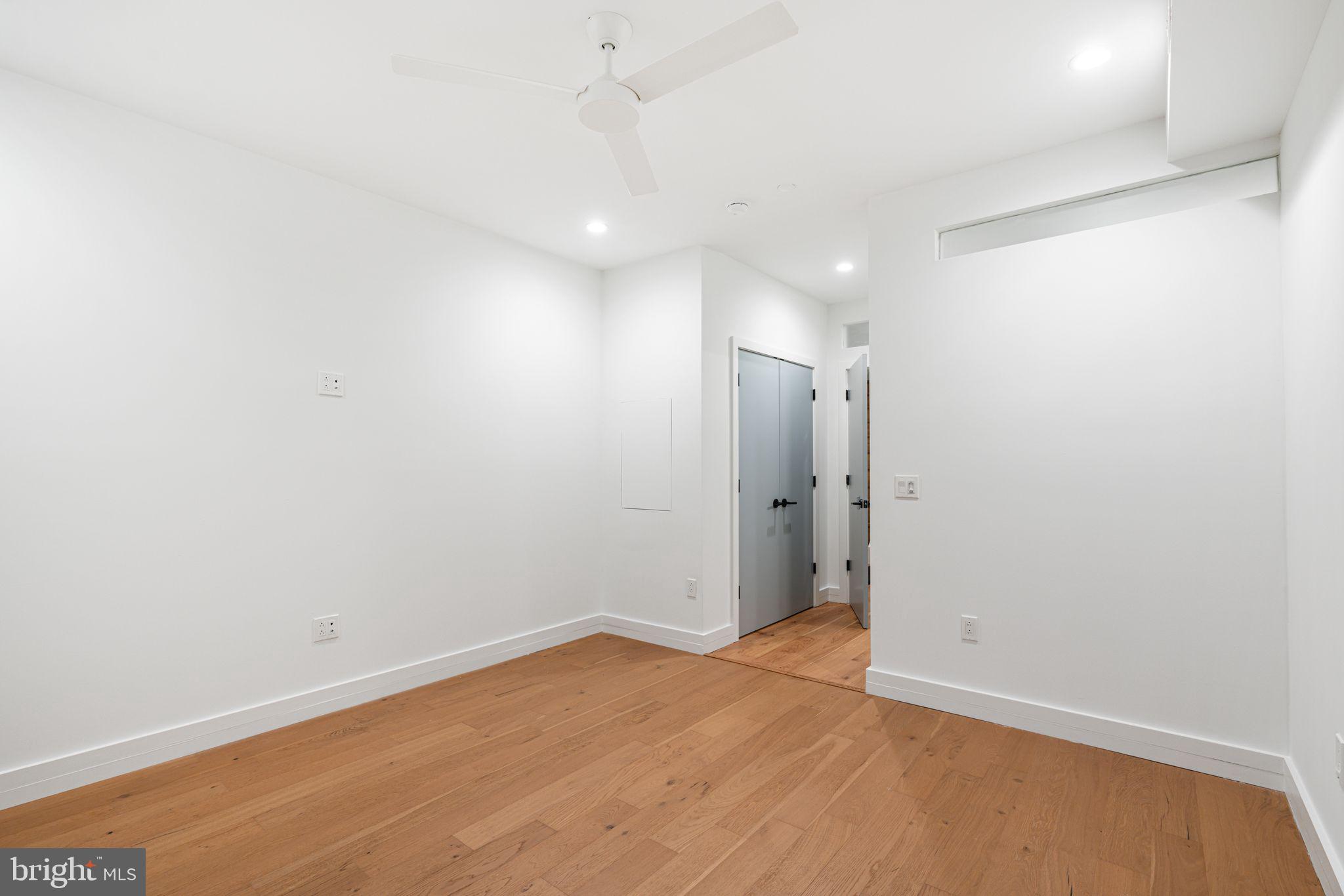 1433 Fitzwater Street, Unit 1 Philadelphia, PA 19146 - Photo 11 of 21