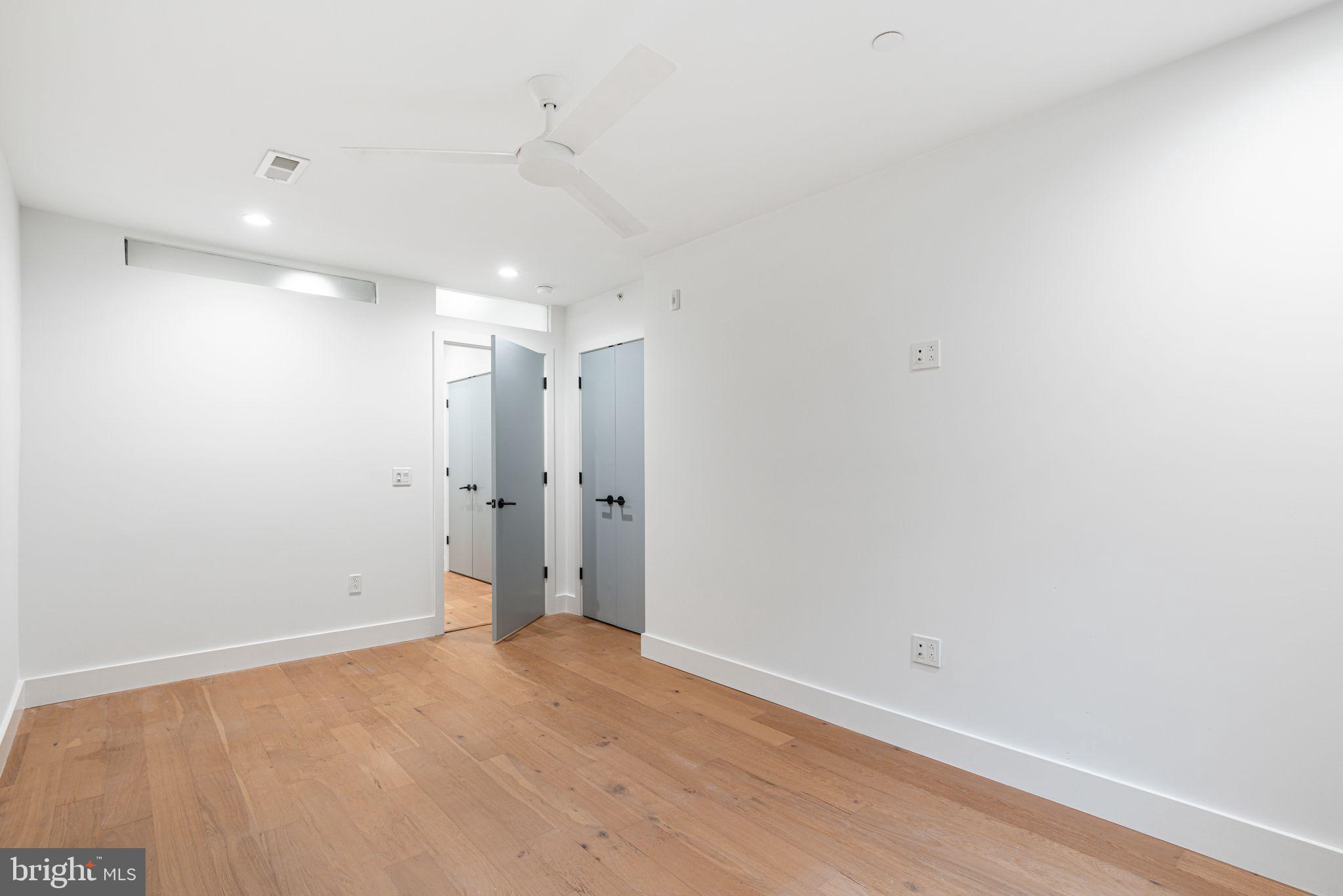 1433 Fitzwater Street, Unit 1 Philadelphia, PA 19146 - Photo 13 of 21