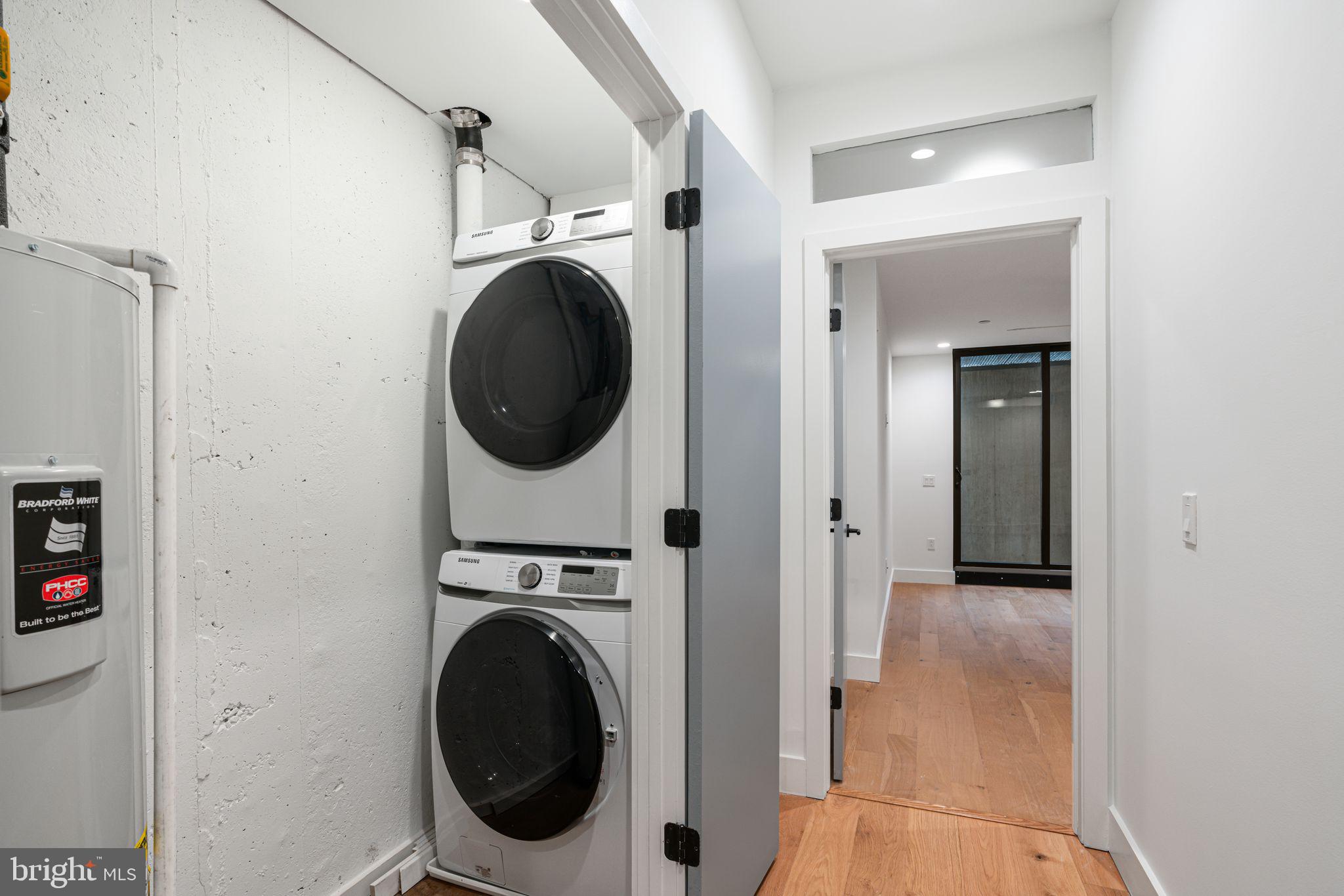 1433 Fitzwater Street, Unit 1 Philadelphia, PA 19146 - Photo 14 of 21