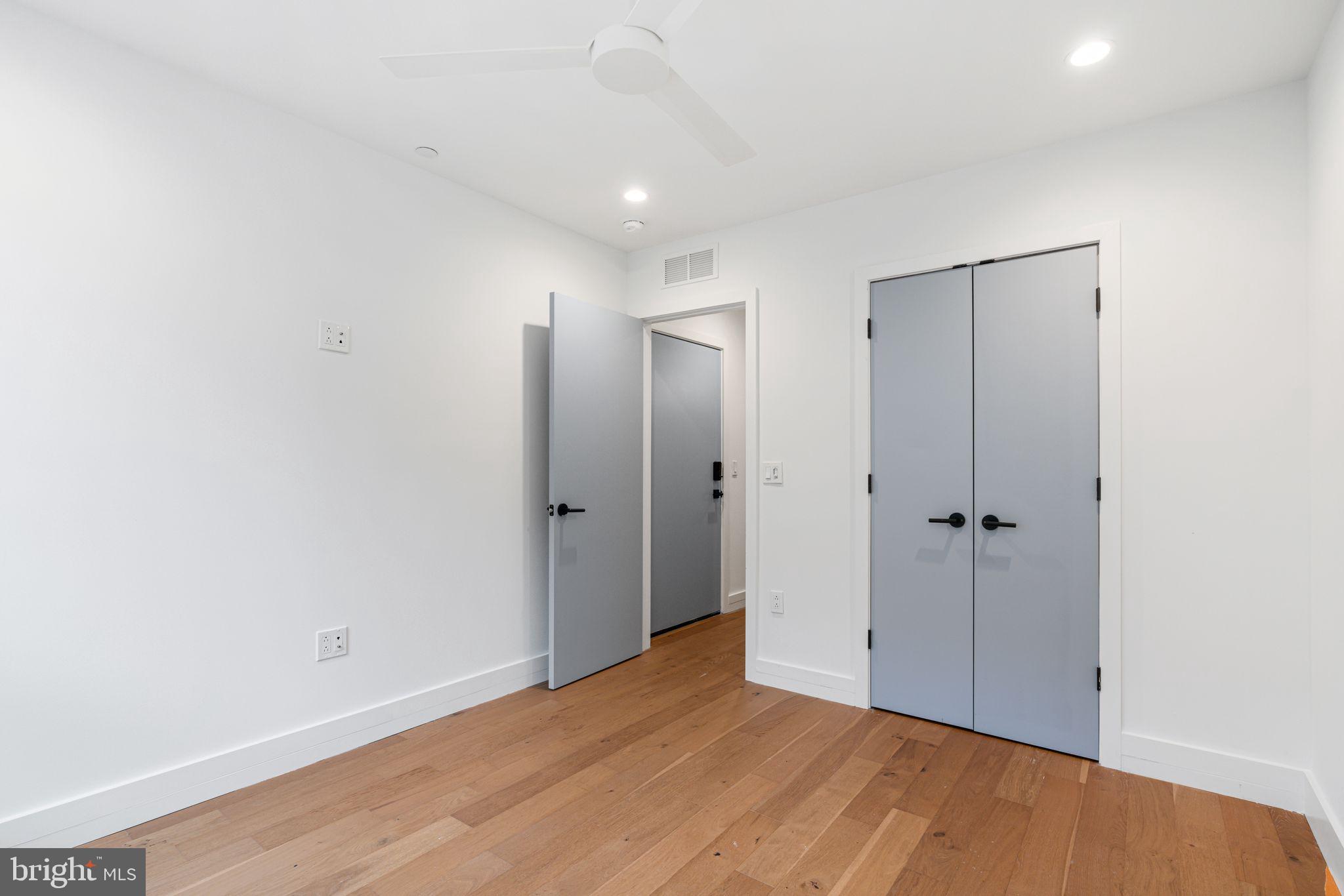 1433 Fitzwater Street, Unit 1 Philadelphia, PA 19146 - Photo 8 of 21