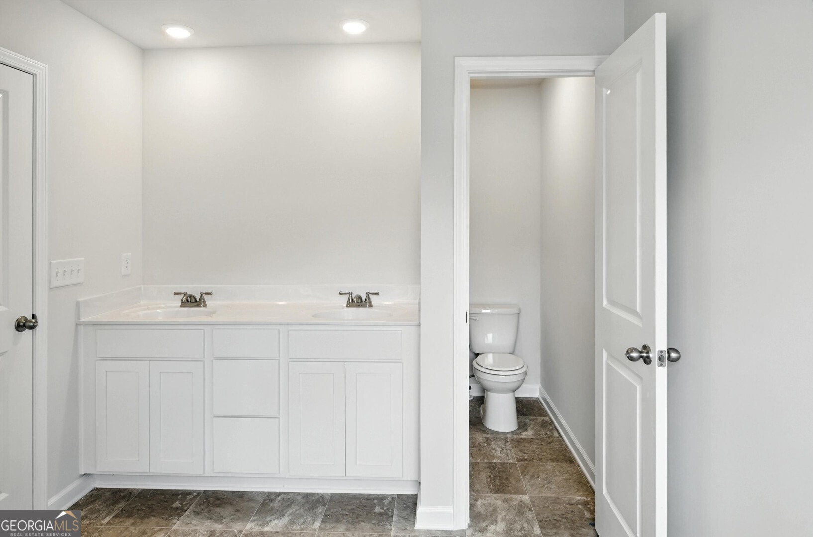 6 Umber Lane Newnan, GA 30263 - Photo 40 of 43 a view of bathroom with toilet