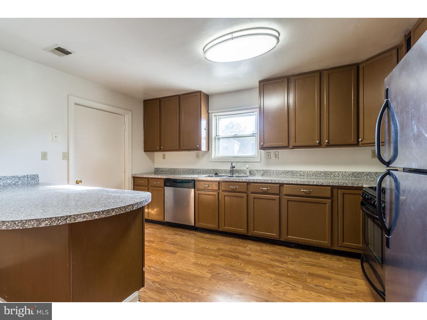 37 Hanover Road Marlton, NJ 08053 - Photo 10 of 20