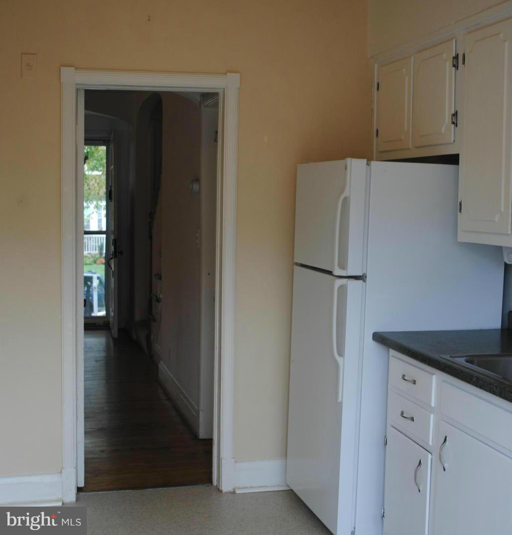 14 Dunkirk Road Baltimore, MD 21212 - Photo 8 of 19 Kitchen