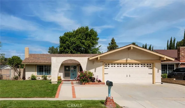 $739,000 | 21515 Alaminos Drive, Saugus, CA 91350