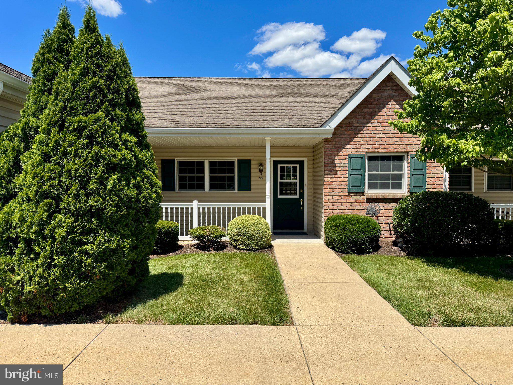 53 Bards Way Pottstown, PA 19464 - Photo 2 of 35