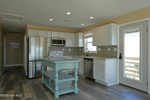 $2,700 | 2008 North New River Drive, Surf City, NC 28445