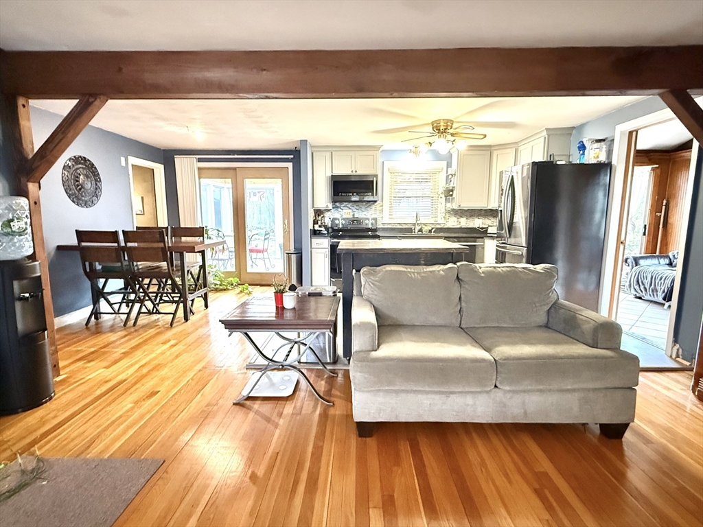 26 McDevitt Road Randolph, MA 02368 - Photo 5 of 33 Gallery Image 5