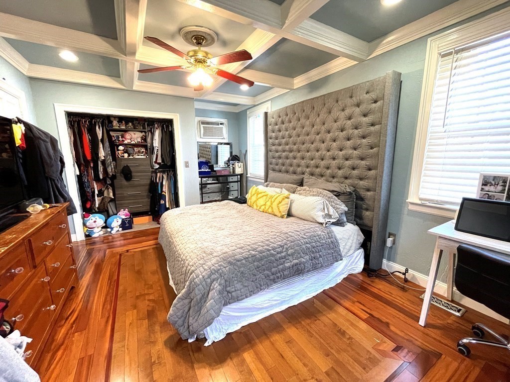 27 Oval Road Quincy, MA 02170 - Photo 4 of 25 Gallery Image 4