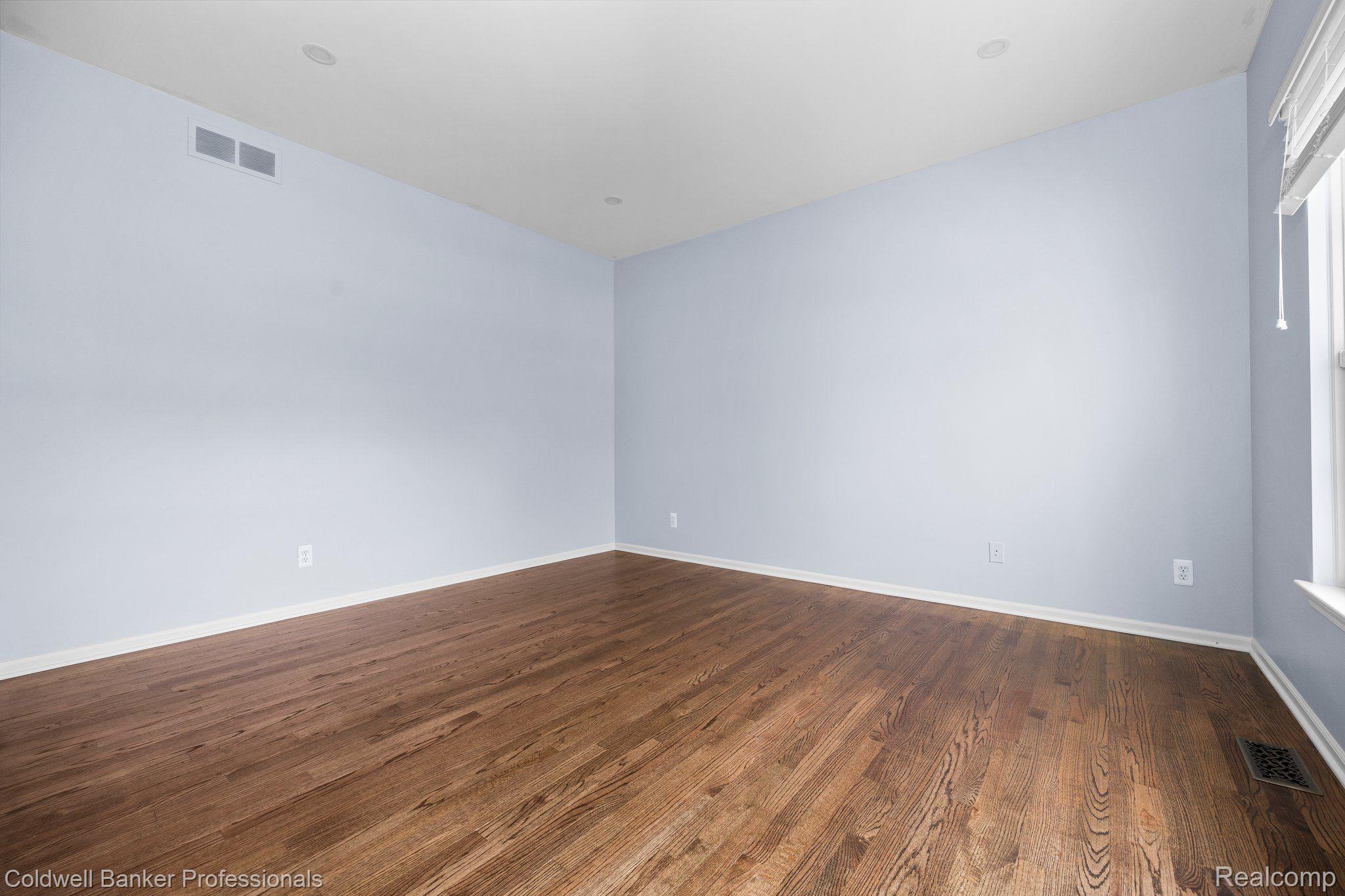 631 Park Lane Road Chelsea, MI 48118 - Photo 22 of 46 Gallery Image 22
