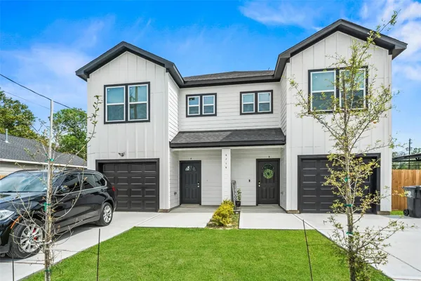 $2,375 | 6719 Roanoke Street, Unit A, Houston, TX 77028