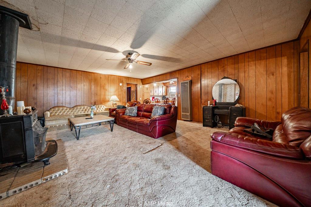 735 Northwest Ave F Hamlin, TX 79520 - Photo 8 of 18 a living room with furniture