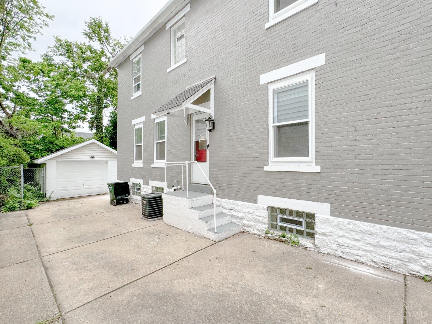 2203 Lawn Avenue Norwood, OH 45212 - Photo 16 of 23