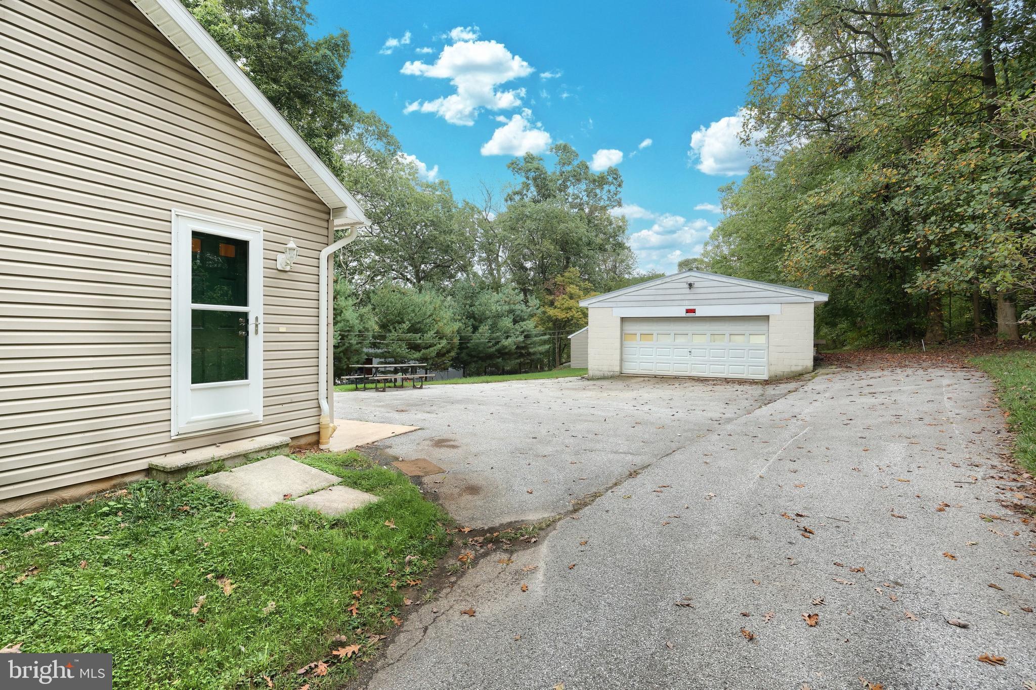 763 Myers Road Red Lion, PA 17356 - Photo 4 of 55