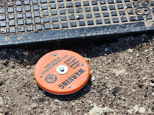 a view of a livingroom with furniture window and outside view
