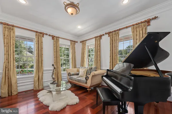 $2,089,000 | 7331 Calvert Street, Annandale, VA 22003