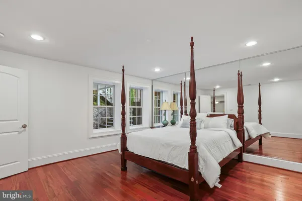 $2,089,000 | 7331 Calvert Street, Annandale, VA 22003